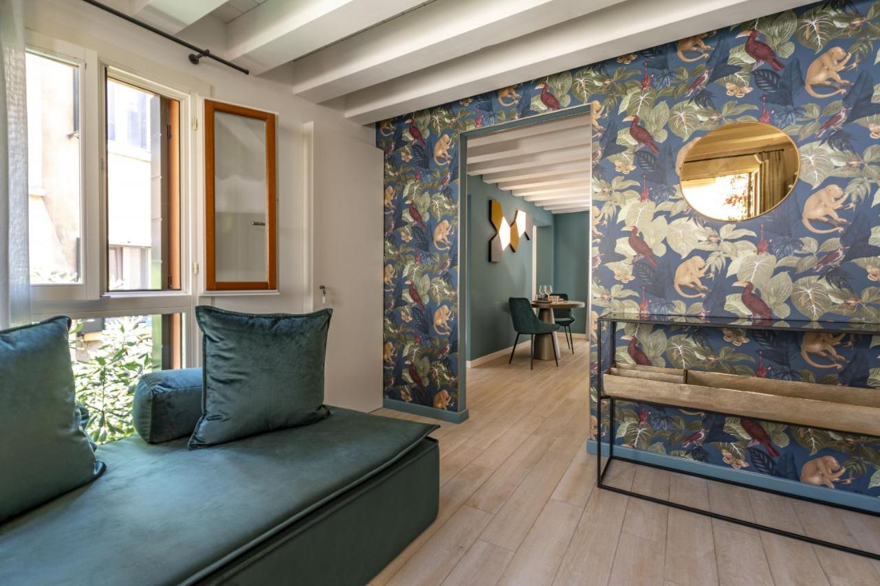 Ca' San Carlo Residence By Wonderful Italy เวนิส ภายนอก รูปภาพ