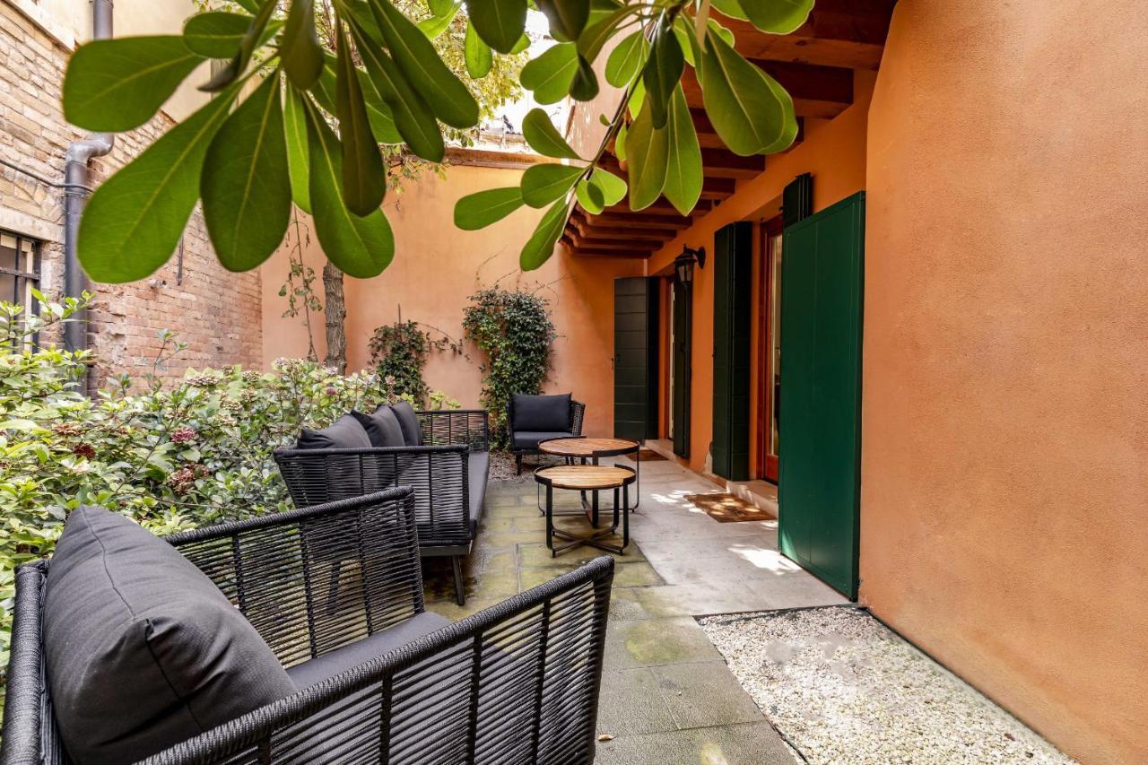 Ca' San Carlo Residence By Wonderful Italy เวนิส ภายนอก รูปภาพ