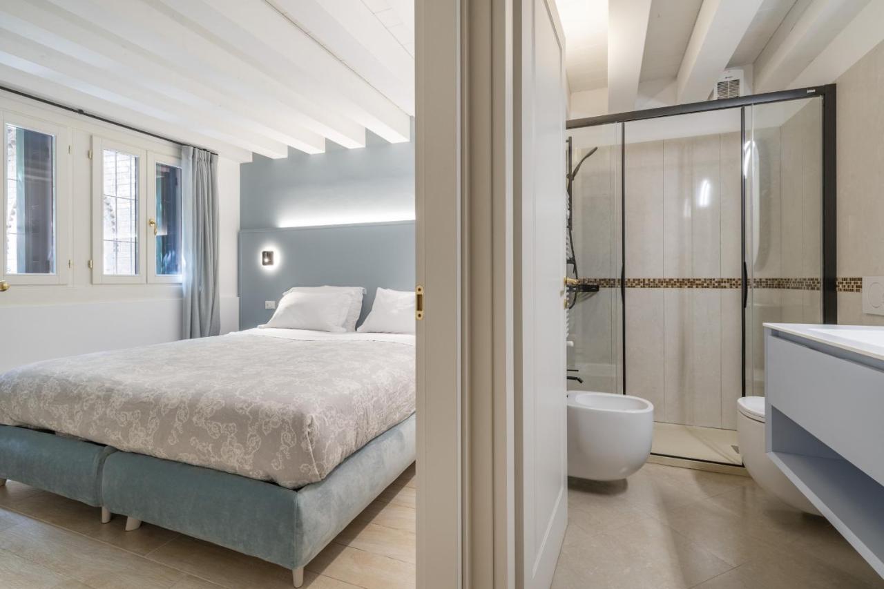 Ca' San Carlo Residence By Wonderful Italy เวนิส ภายนอก รูปภาพ