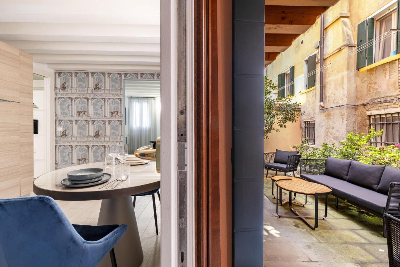 Ca' San Carlo Residence By Wonderful Italy เวนิส ภายนอก รูปภาพ
