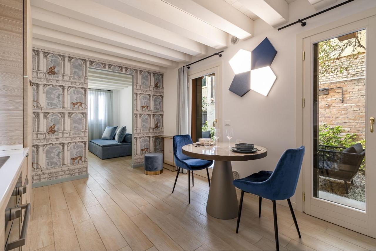 Ca' San Carlo Residence By Wonderful Italy เวนิส ภายนอก รูปภาพ